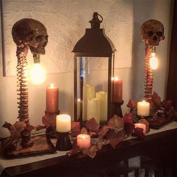 Horror Skull with Spine Lamp