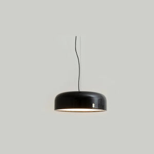 Plafonnier suspendu en forme de dôme en métal