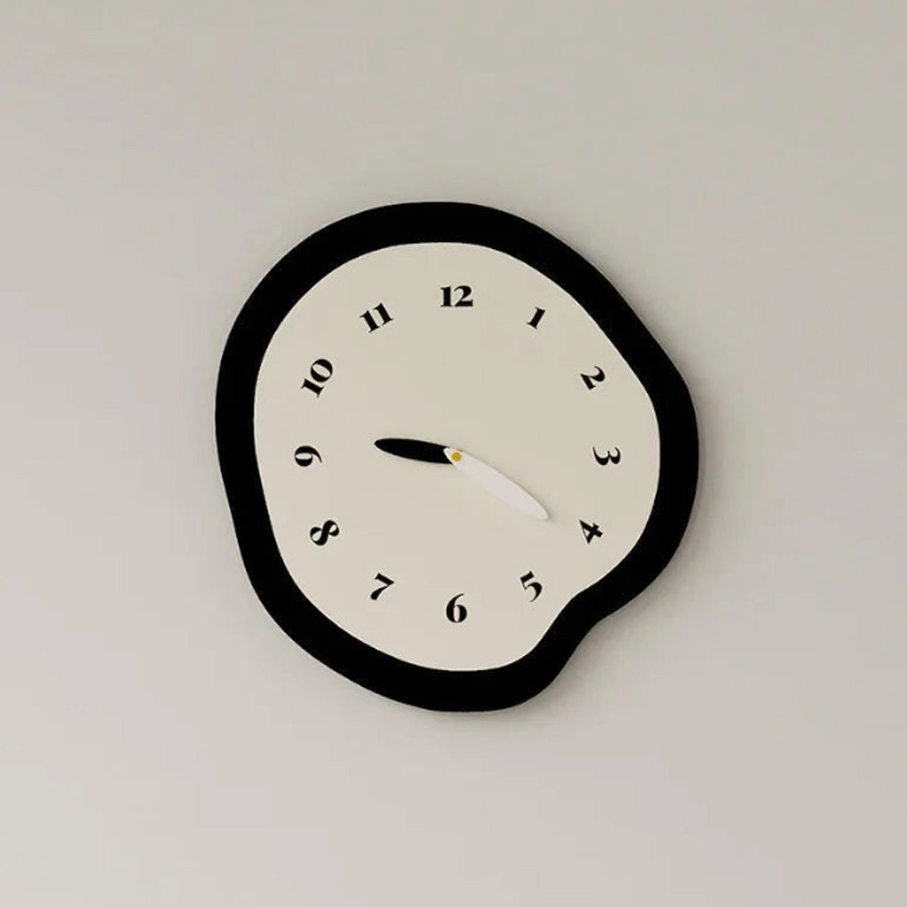 2 Styles Abstract Distorted Pendulum Silent Wall Clock