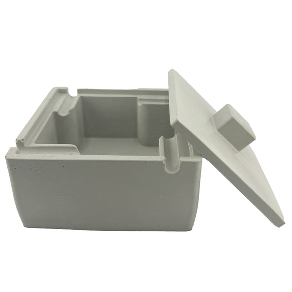 Caos Motē Meiro Ashtray with Lid