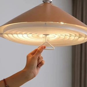 Lampe à suspension Twilight à plusieurs niveaux de conception danoise