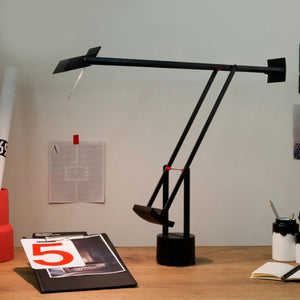 Lampe de table à grue industrielle danoise