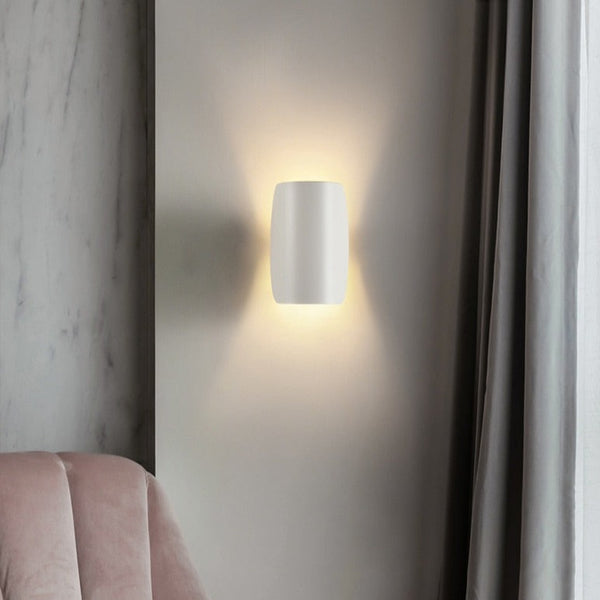 Gefaltete Wandleuchte im italienischen Designerstil