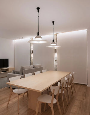 Plafonnier suspendu à LED filaire de conception italienne UFO