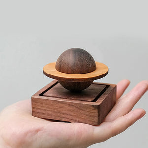 Magnetic Saturn Wooden Diffuser