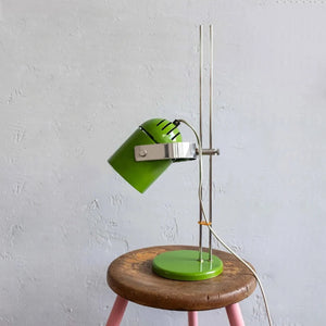 Lampe de table industrielle avec rail en métal