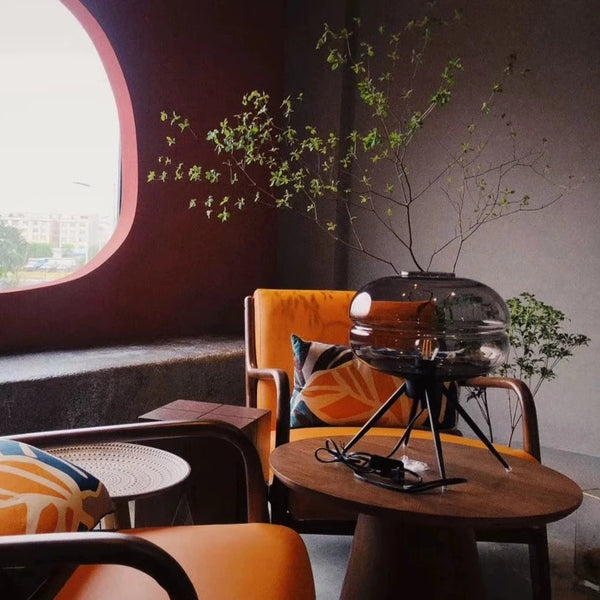 Lampe en forme de bol en verre transparent