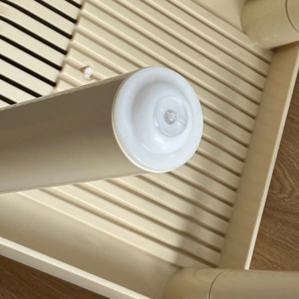 Chaise de salle à manger rétro-contemporaine avec dossier en maille ABS