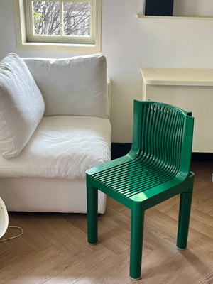 Chaise de salle à manger rétro-contemporaine avec dossier en maille ABS