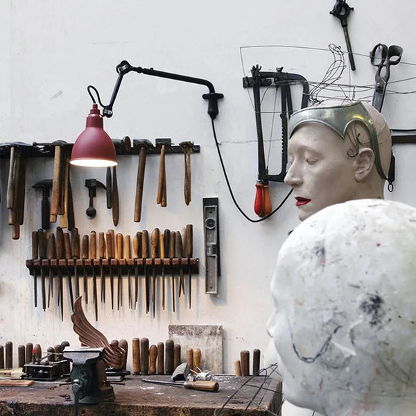 Applique murale à bras rotatif de conception industrielle