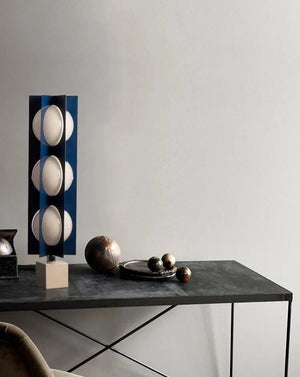 Lampe boule à base en marbre bleu géométrique de conception italienne