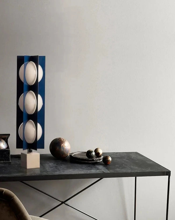 Lampe boule à base en marbre bleu géométrique de conception italienne
