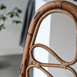 Handgefertigter japanischer Rattanstuhl mit hoher Rückenlehne