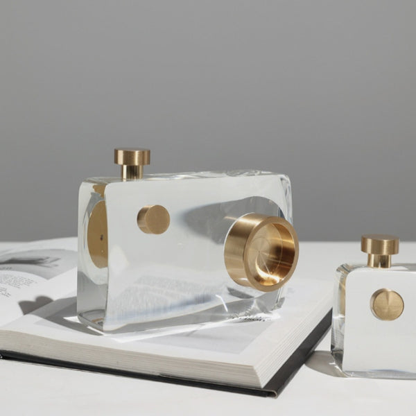 Escultura de cámara con trípode de oro hecha a mano en cristal macizo
