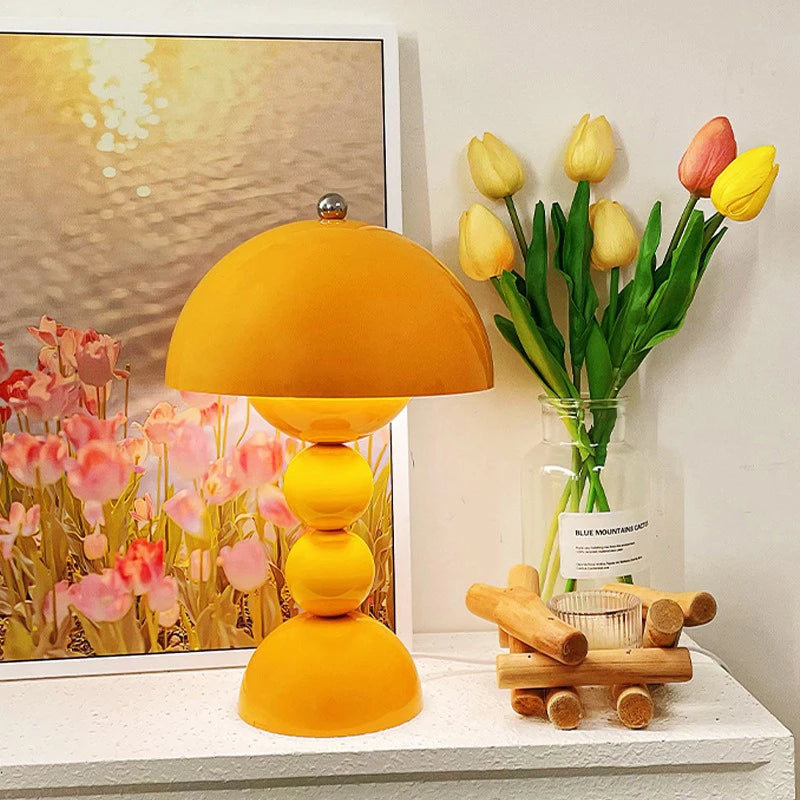 Retro Contemporary Ball Mushroom Table Lamp