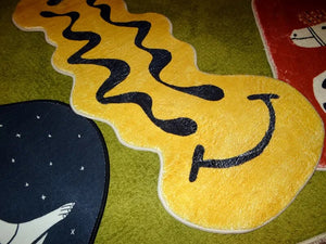Mono Design Melting Smile Hand-Crafted Rug