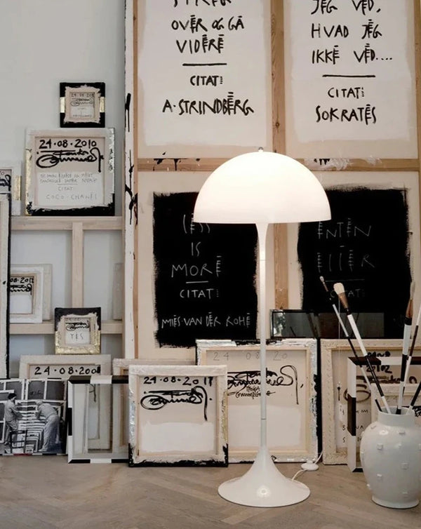 Lampadaire danois moderne du milieu du siècle en forme de champignon blanc