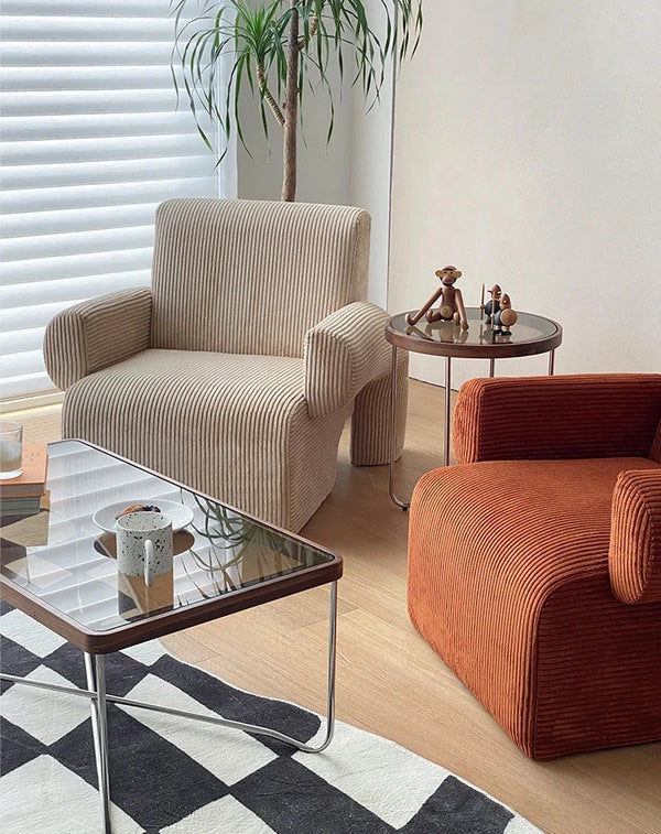 Sofá de salón con brazos de pana danesa