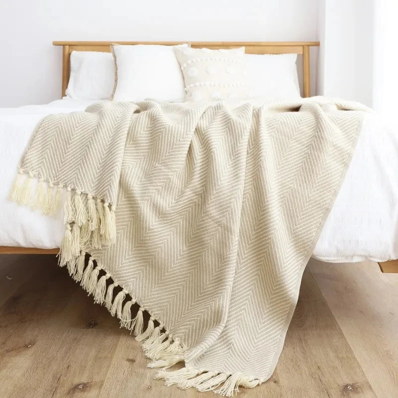 Striped Geometric Jacquard Knitted Throw Blanket