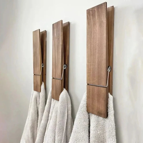 Handtuchhalter aus Holz mit übertriebenem Clip