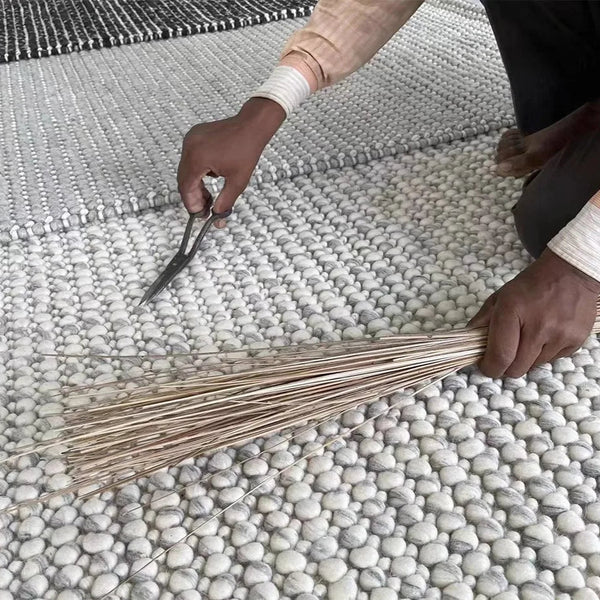 Indian Wool Hand-Woven Pebble Carpet Area Rug [Exclusive]