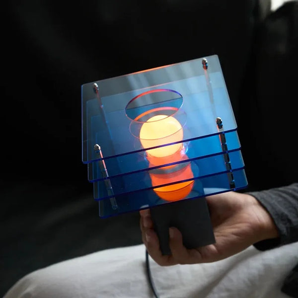 de homê Layered Acrylic Table Lamp