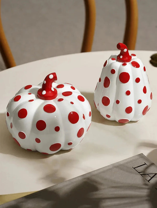 Kusama Yayoi Stil Polka Dot Skulptur