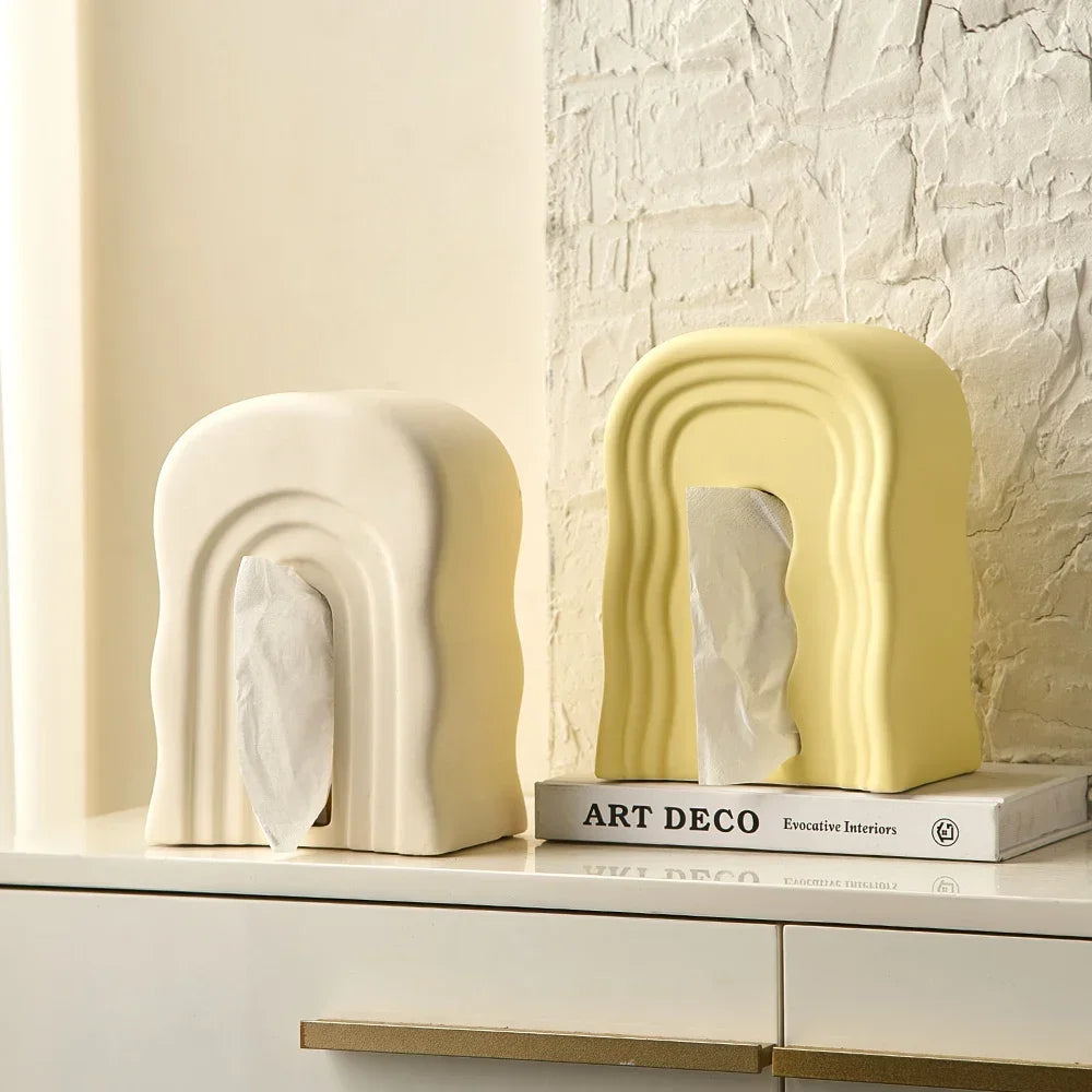 Vertikaler unregelmäßiger Taschentuchhalter aus Keramik