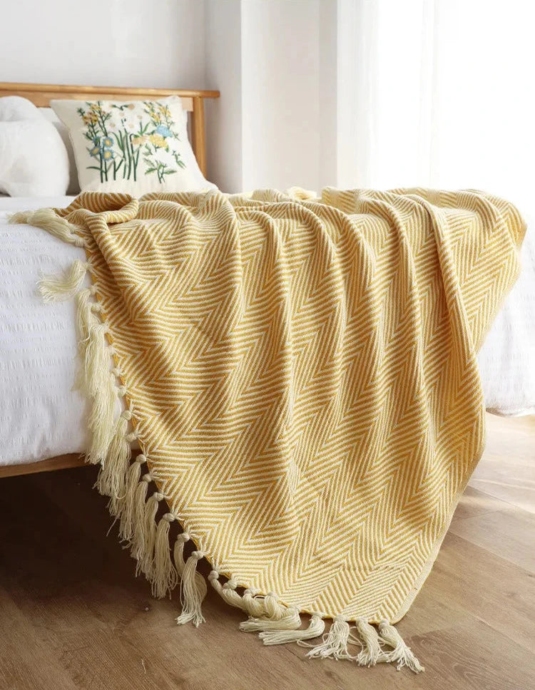 Striped Geometric Jacquard Knitted Throw Blanket