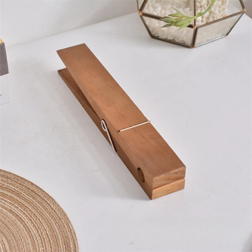 handtuch aufbewahrung holz Handtuchhalter aus Holz mit übertriebenem Clip
