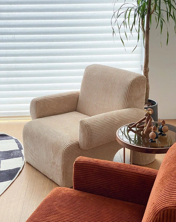 Sofá de salón con brazos de pana danesa