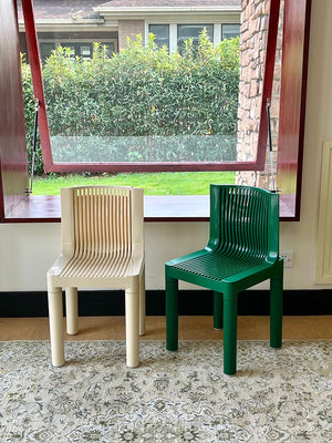 Chaise de salle à manger rétro-contemporaine avec dossier en maille ABS
