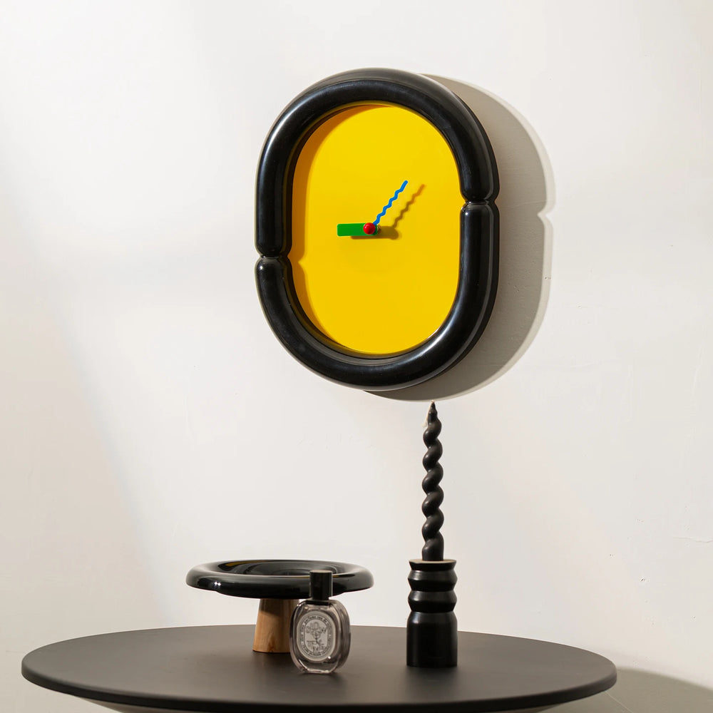 Modü Tube Frame Wall Clock