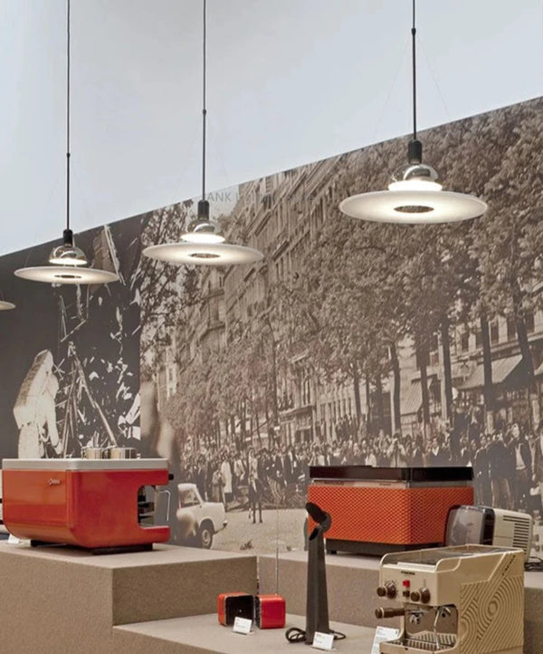 Plafonnier suspendu à LED filaire de conception italienne UFO