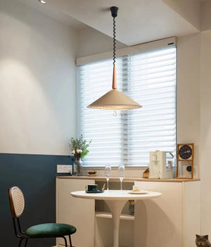 Lampe à suspension Twilight à plusieurs niveaux de conception danoise