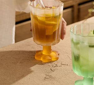 Bicchiere alto da dessert con base a fiore