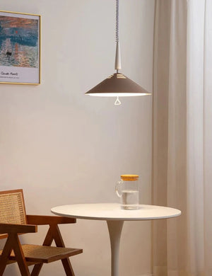 Lampe à suspension Twilight à plusieurs niveaux de conception danoise