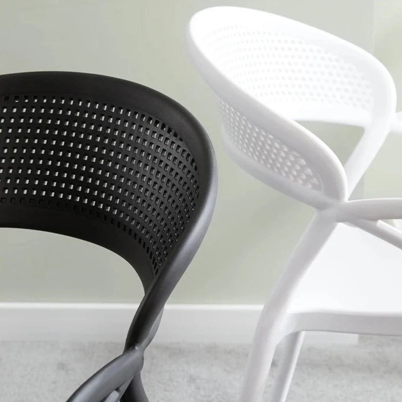 Mid-Century Modern Desinged Hingeless Mesh Chair