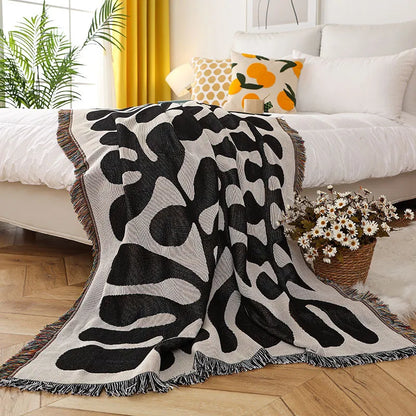 Retro Vine Shape Throw Blanket