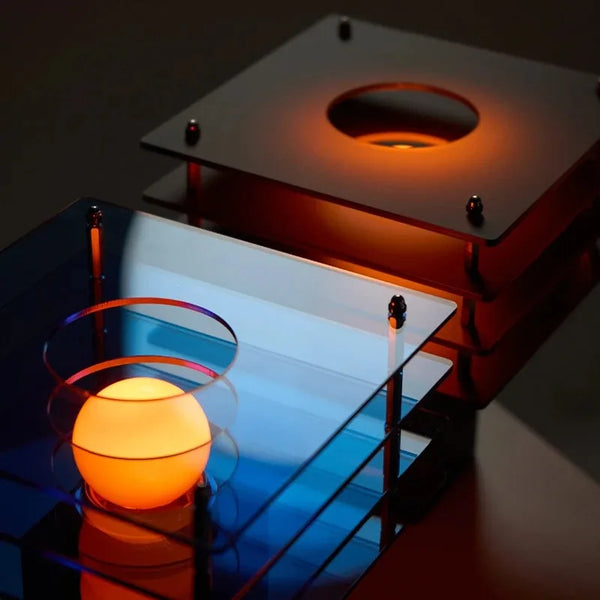 de homê Layered Acrylic Table Lamp