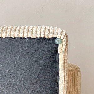 Sofá de salón con brazos de pana danesa