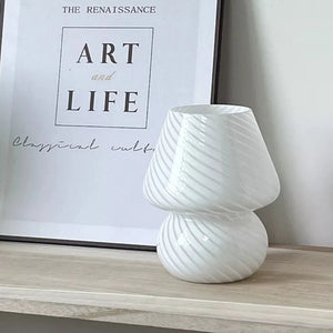 Lampe de table en verre rayé en forme de champignon