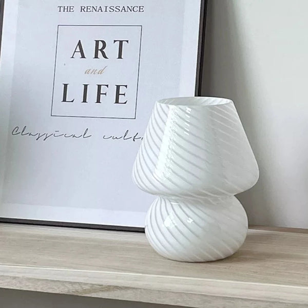 Lampe de table en verre rayé en forme de champignon