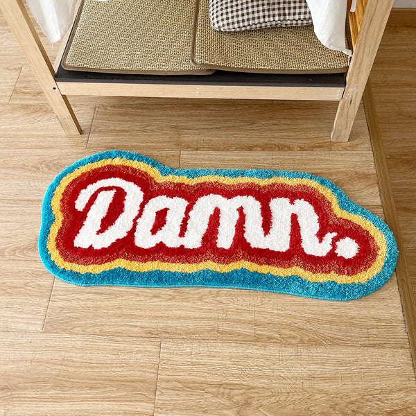 Tapis touffeté à la main avec lettres arc-en-ciel