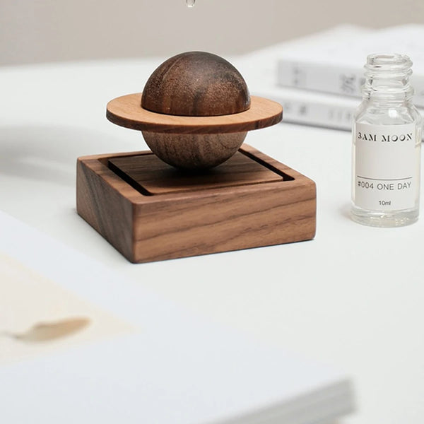 Magnetic Saturn Wooden Diffuser