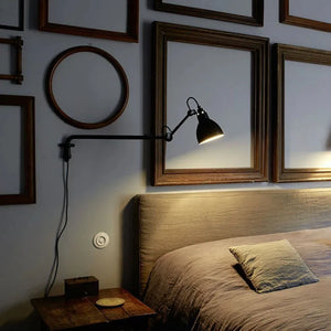 Applique murale à bras rotatif de conception industrielle