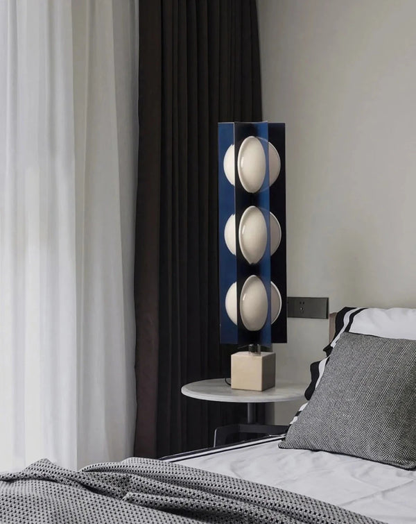 Lampe boule à base en marbre bleu géométrique de conception italienne