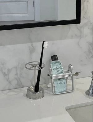 Stainless Steel Vintage Toothbrush Stand