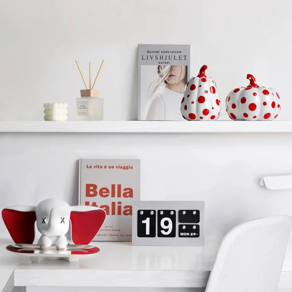 Kusama Yayoi Stil Polka Dot Skulptur