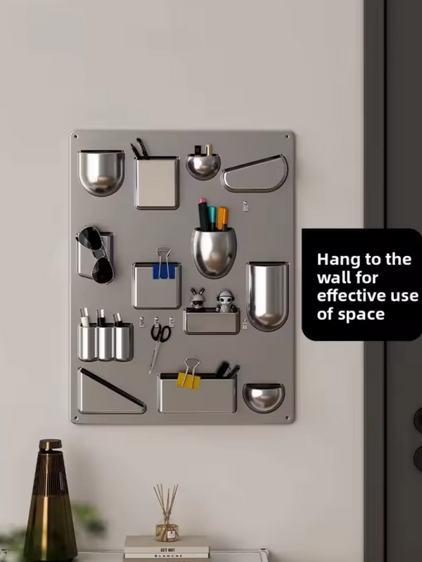 Farbiges Aufbewahrungsregal zur Wandmontage im Retro-Stil